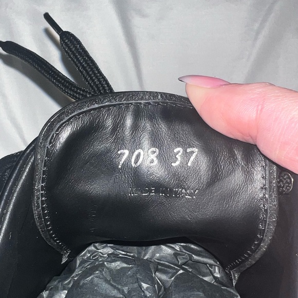 Prada Monolith brushed leather black lace-up dress shoes with lug sole - Picture 12 of 12